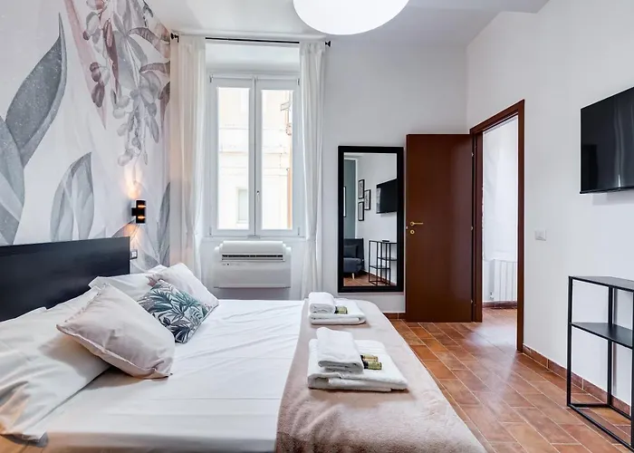 Bbl - Trevi 2bdr Apartament Rzym